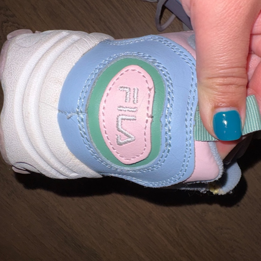 Kawaiii Fila Disruptors - Picture 5 of 8